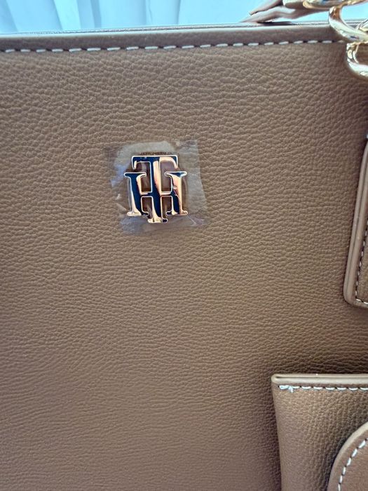 Tommy hilfigher оригинал