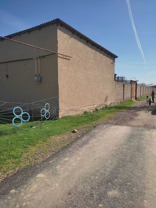 Хусусийлаштирилган уй жой сотилади. Жами 41 сотих.