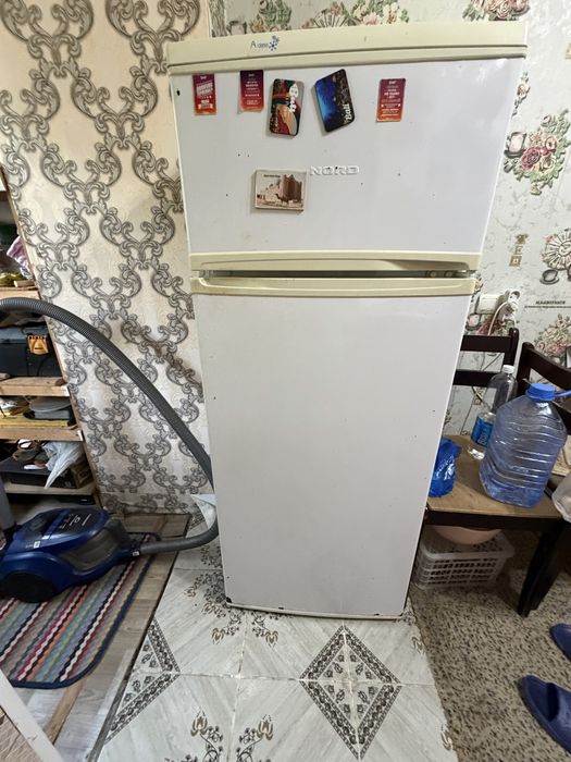 Продам холодильник