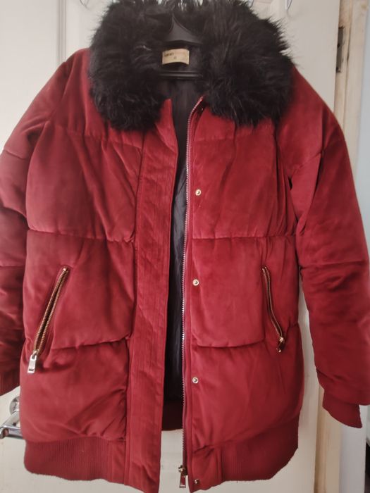 Продам женскую куртку