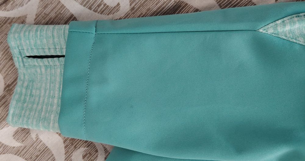 Bluza Crane in stare foarte buna