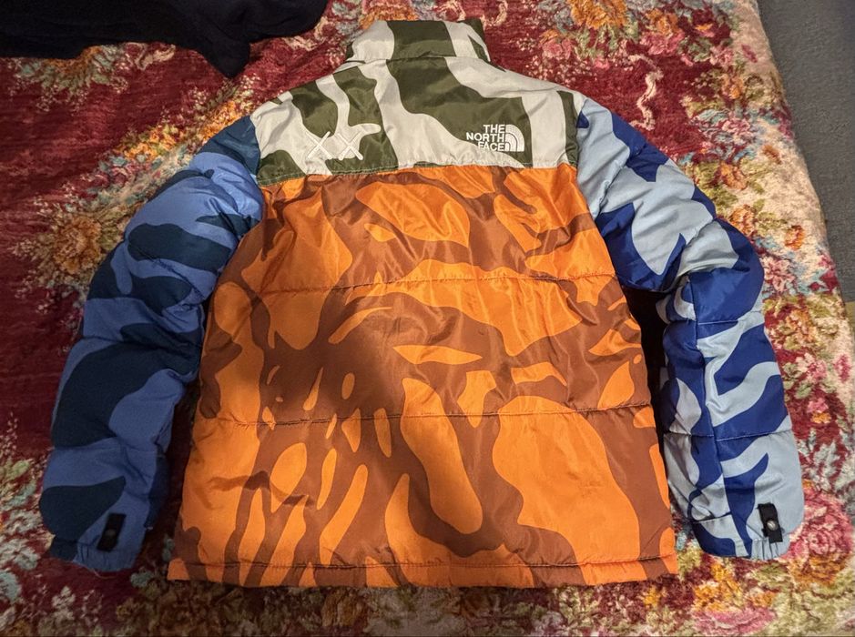 Geaca The North Face X Kaws
