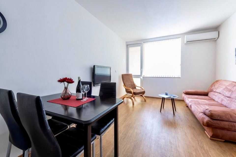 Дава се под наем Двустаен апартамент в Бургас, Лазур - 55 кв.м за 127.5 € - Снимка #3