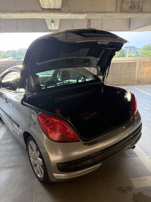 Peugeot 207cc  bine intretinuta