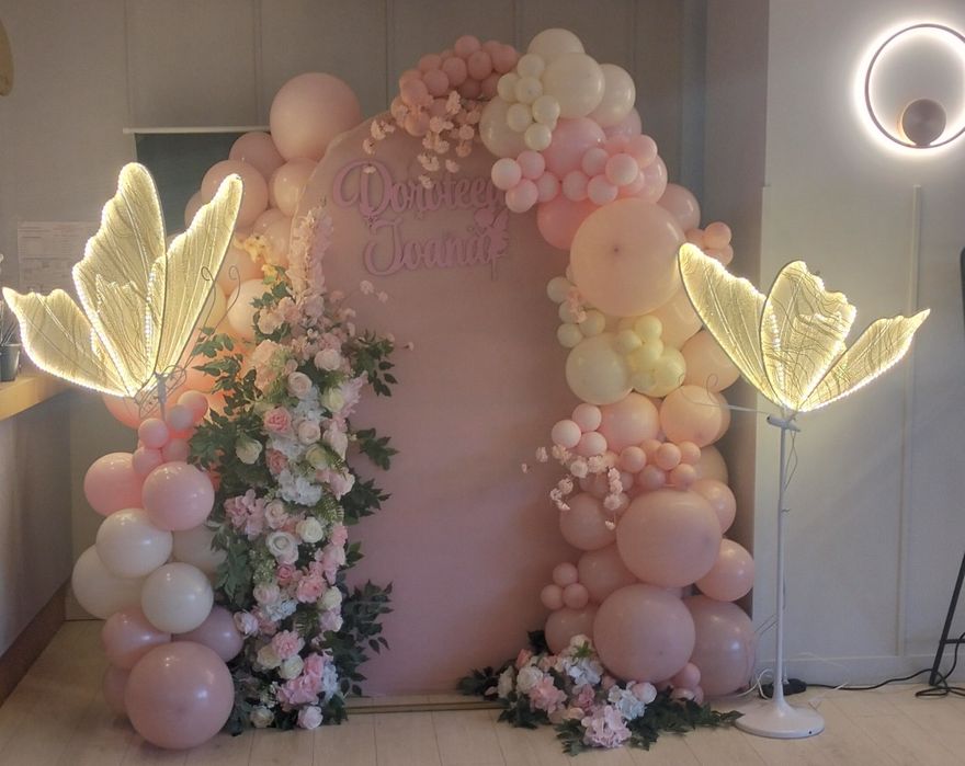 Aranjamente și decor pentru nuntă, botez, aniversari și manechine.