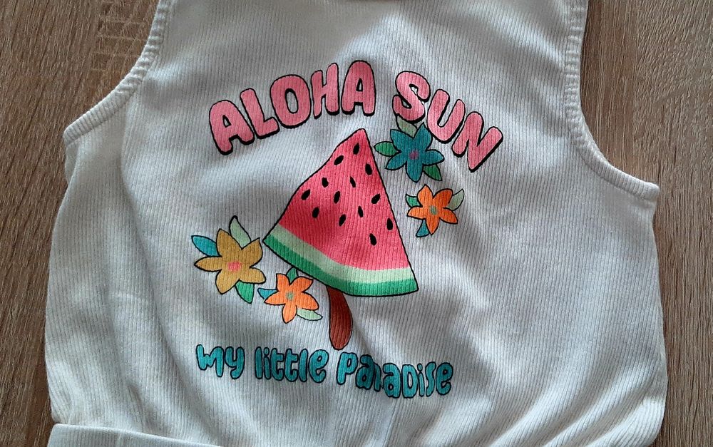 Нов вълнен пуловери Като нови -гащеризони и панталонки за2-3годинки3