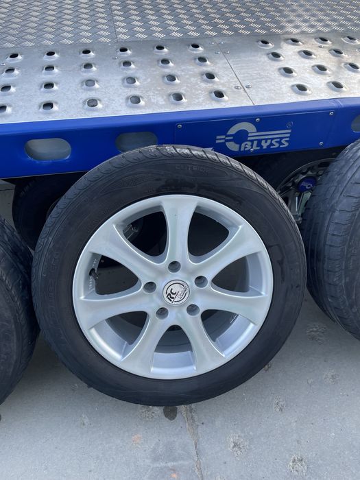 Vând jante BMW 205/55R16