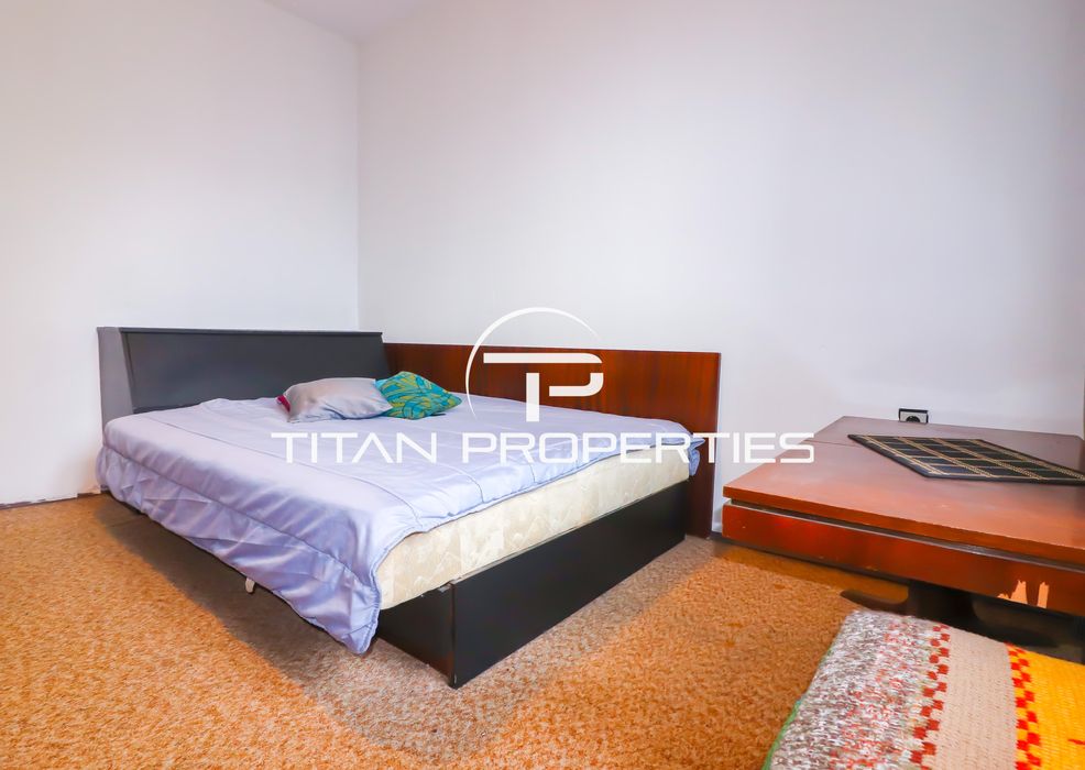 Дава се под наем Тристаен апартамент в Варна, Зимно кино Тракия - 72 кв.м за 450 € - Снимка #1