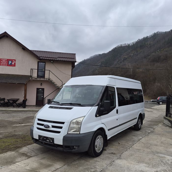Vanf ford transit 2.2 tdi 9 locuri.klima.6 +1 trepte top..