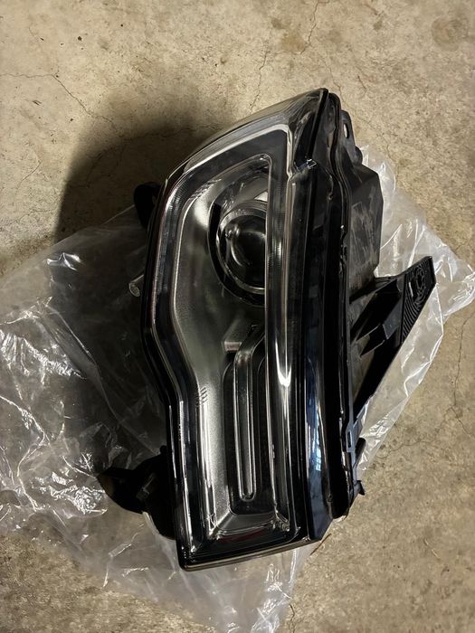 Jeep Grand Cherokee WK2 2016 LED фарове