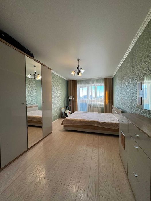 Продам 3 комнатную квартиру