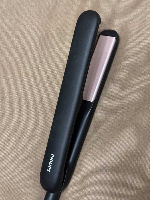 Утюжок Phillips HP8321/00