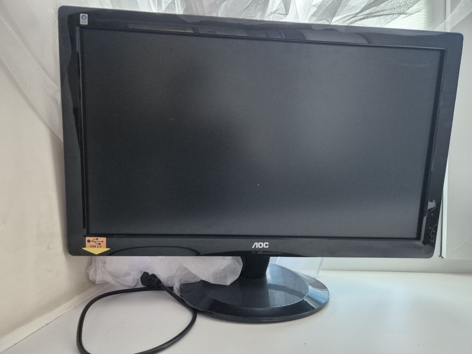Продам монитор AOS