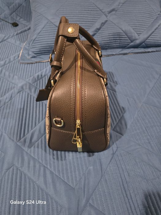 Продам сумку гуччи