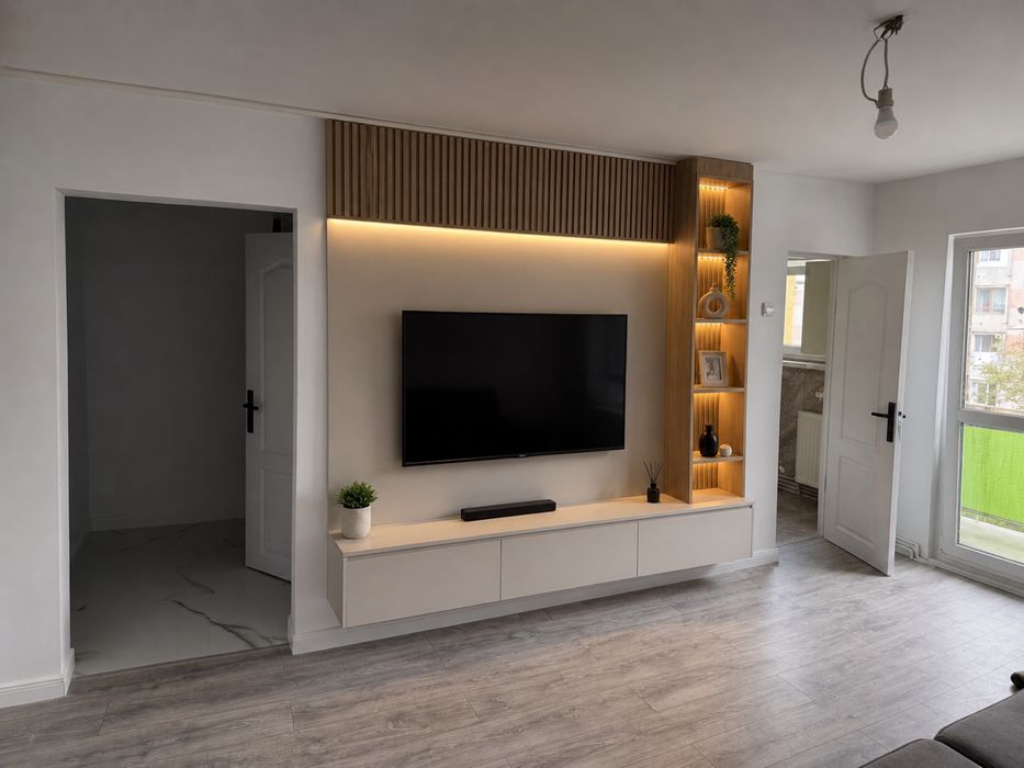 Garosniera cu balcon zona balta