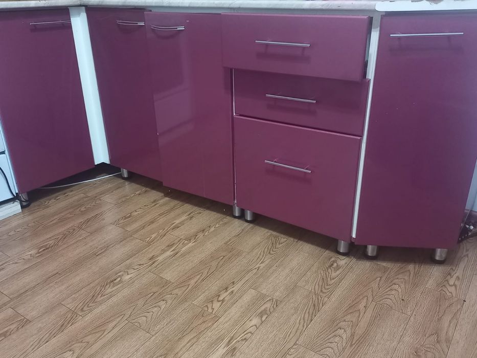Кухоный гарнитур (мебель) нижняя часть