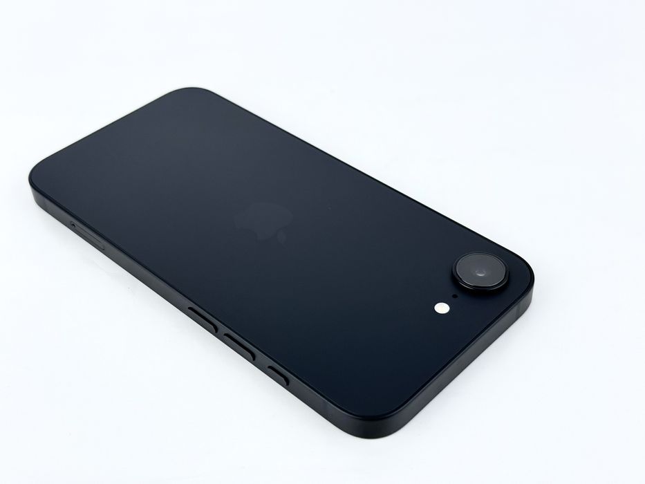 Apple iPhone 16e 128GB Black 100% Батерия! Гаранция!