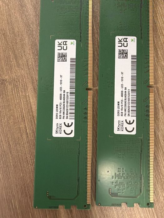 16GB KIT 2x 8GB DDR5 pt. desktop - SK hynix 1Rx16 PC5-4800B-UC0-1010-XT, HMCG66AEBUA084N
