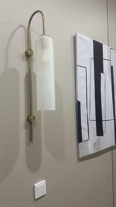 Бра настенный срочно!