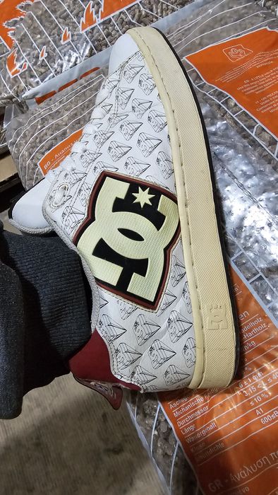 DC Shoe Co. Rob Dyrdek Номер 43ти бяло Кецове