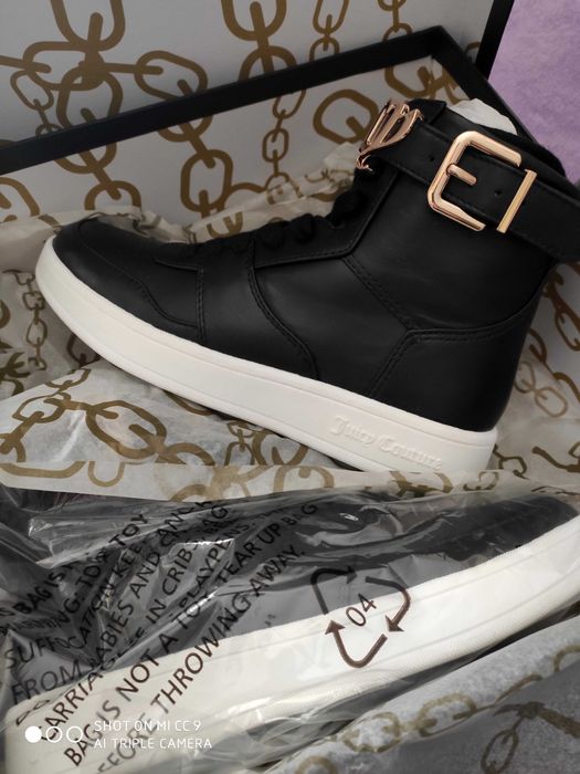 Juicy Couture - Нови високи кецове от естествена кожа