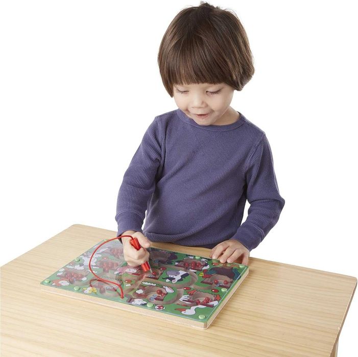 Дървен магнитен лабиринт с цифри Melissa & Doug Ферма