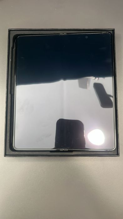Vând Samsung Z Fold 5 nou!