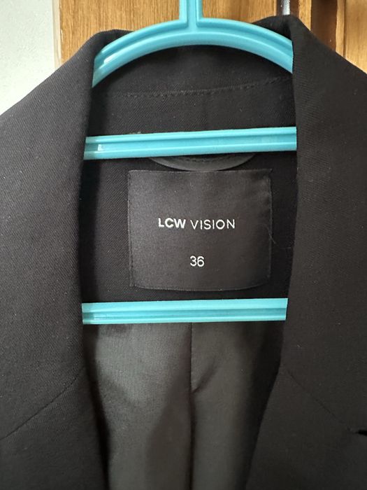 продаю пиджак, почти новый