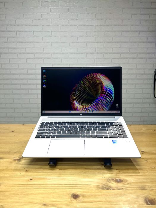 HP Probook 450 G8 на 16 ОЗУ