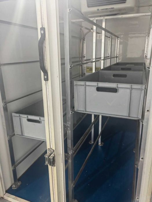 Хладилен фургон 220V
