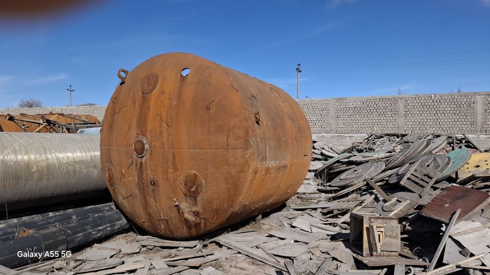 Темир ёмкостьлар сотилади