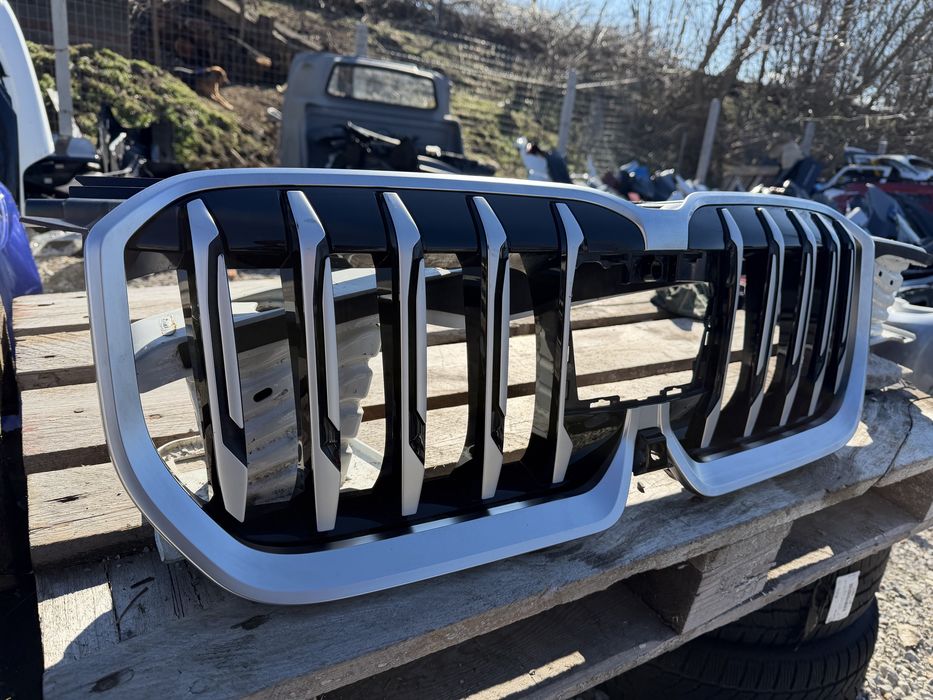 Решетка BMW X1 U11 U12