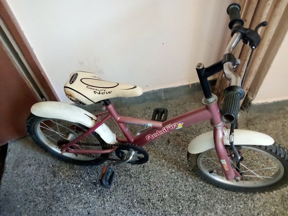 Детски велосипед перфектно състояние!