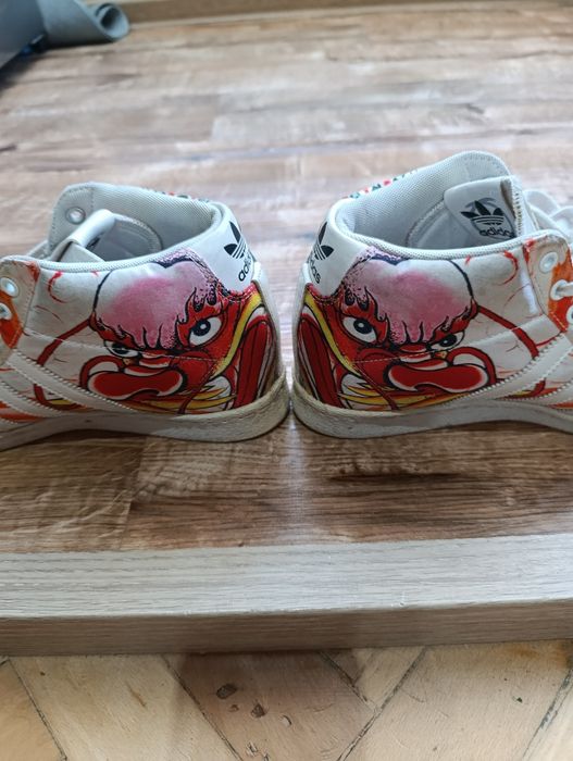 Обувки с платформа Адидас