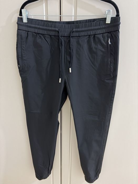 Vand pantaloni Prada autentici M