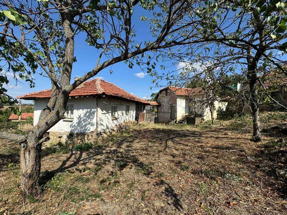 Продава се Къща в с. Пресяка, Област Ловеч - 242 кв.м за 74 €/кв.м - Снимка #7