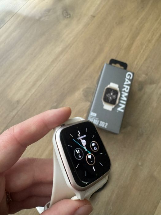 Vând Garmin Venu SQ2 Music Edition