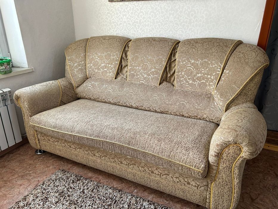 Продам мягкий уголок