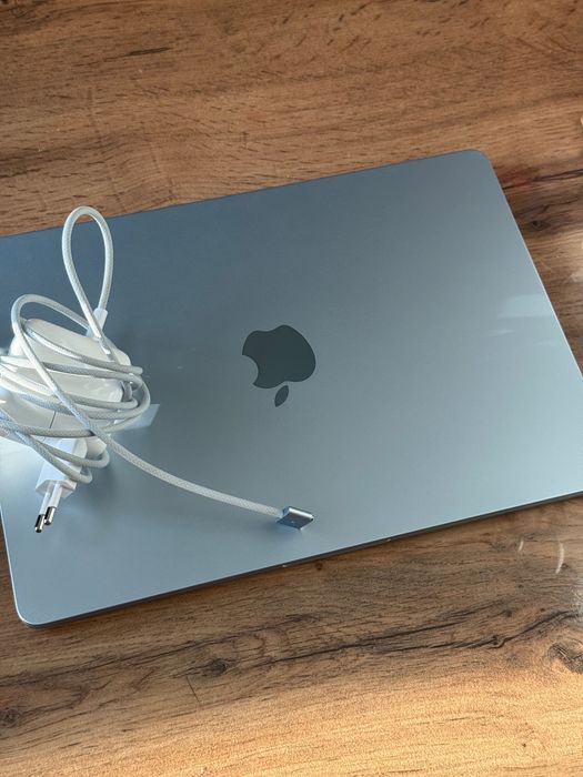 MacBook Air 13 M4 2025