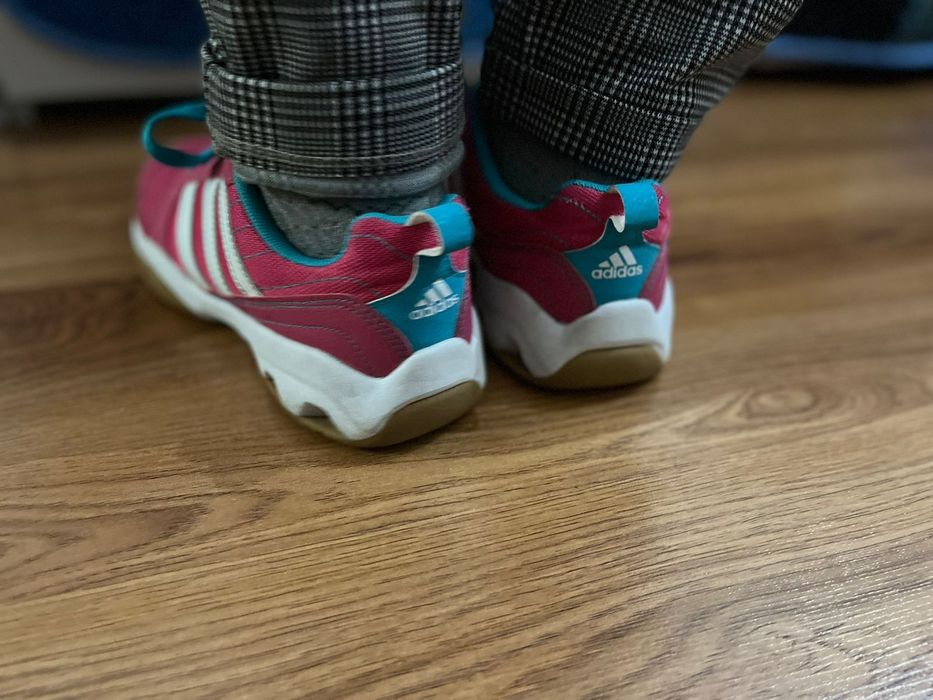 Детские кроссовки adidas