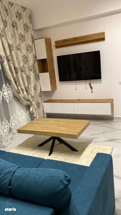 Studio lângă pasarela metrou Berceni