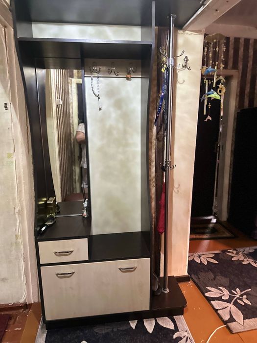 Продается 3х комнатная квартира в Сергели, Спутник,деревянном доме