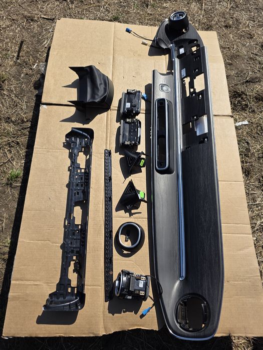 Ornament bord lemn mercedes v class w447 facelift