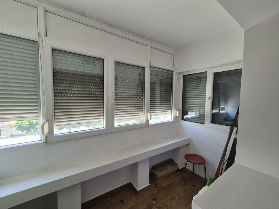 Proprietar închiriez apartament 3 camere Calea Sagului