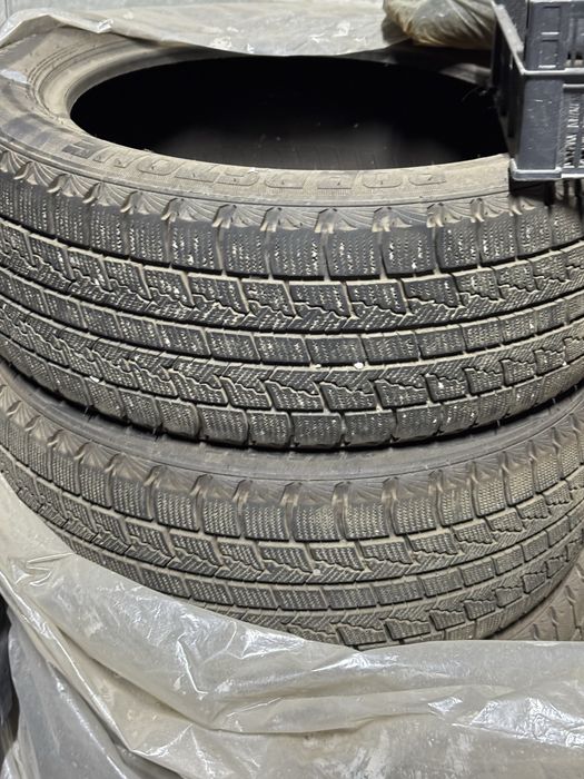 Продам шины бу Roadstone winter