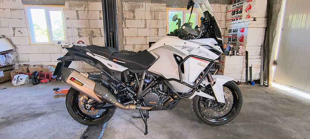 KTM 1290 Super Adventure T