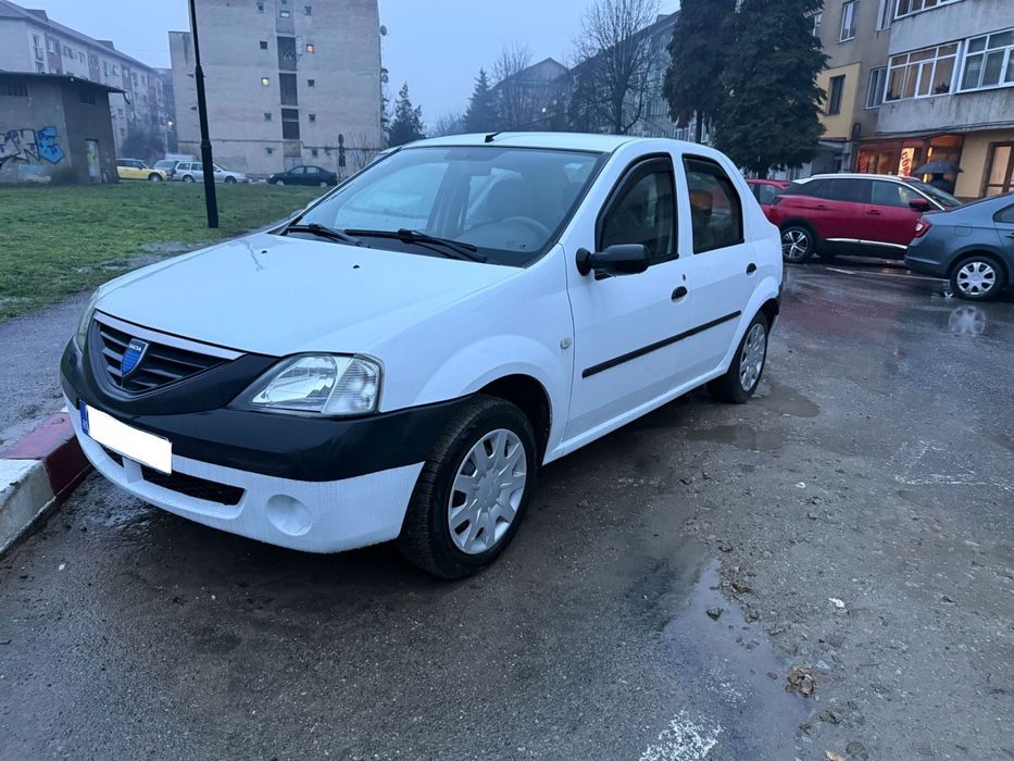 Vand  dacia logan berlina, benzina+GPL