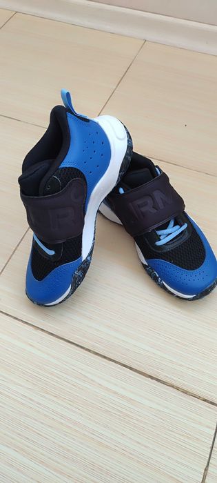 Маратонки Under Armour нови 36 номер