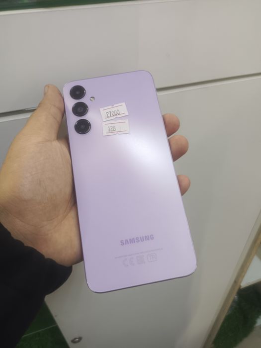 Продам Samsung A05s 128гб все тянет