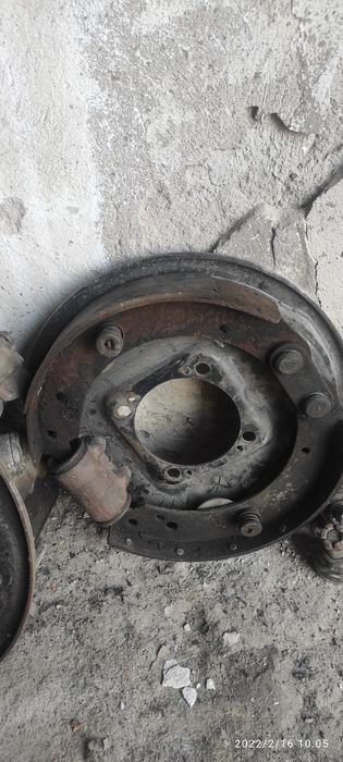 Продается диски тормозные от Волги 21